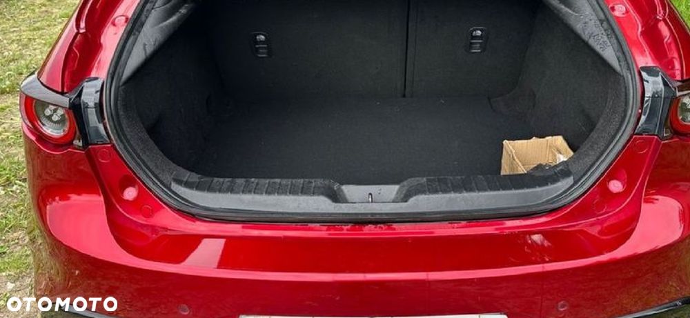 Mazda 3 e-SKYACTIV-X AWD 2.0 M HYBRID SELECTION - 28