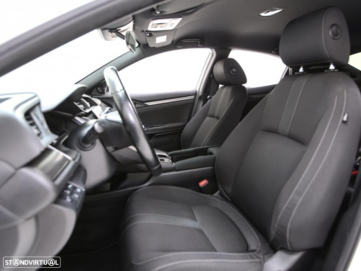 Honda Civic 1.6 i-DTEC Elegance Navi - 17