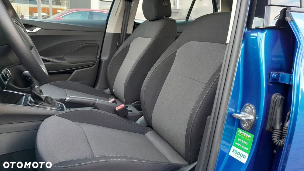 Skoda Fabia 1.0 TSI Selection DSG - 18