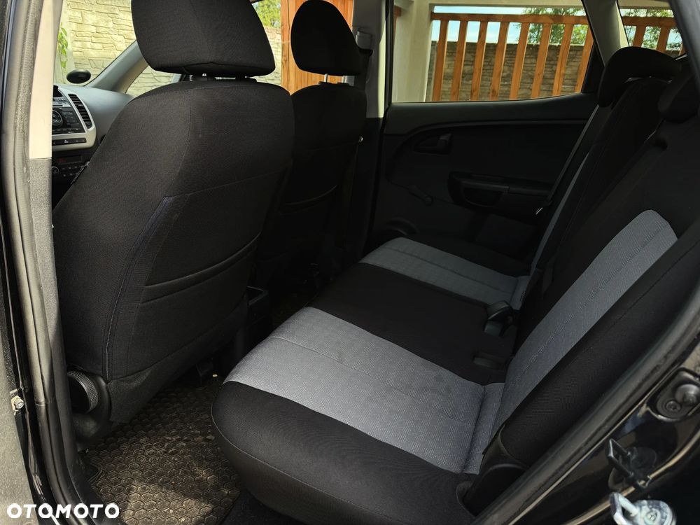 Kia Venga 1.6 CVVT Automatik Vision - 14