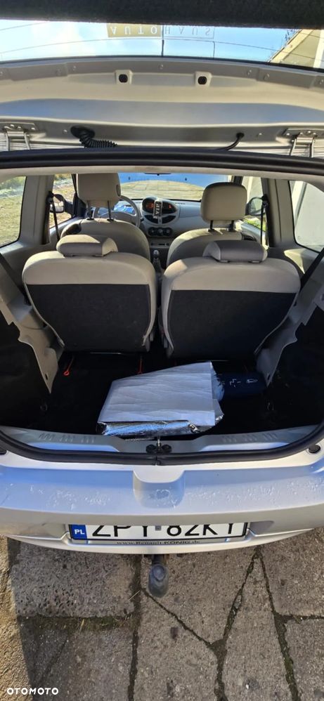 Renault Twingo 1.2 Authentique - 21