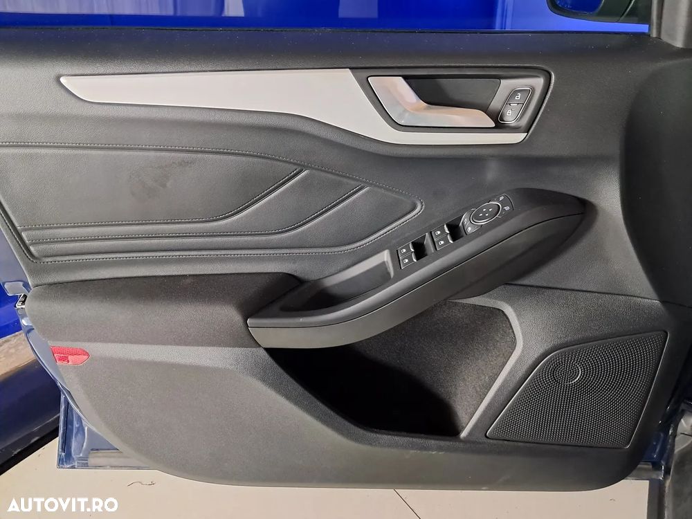 Ford Focus - 9