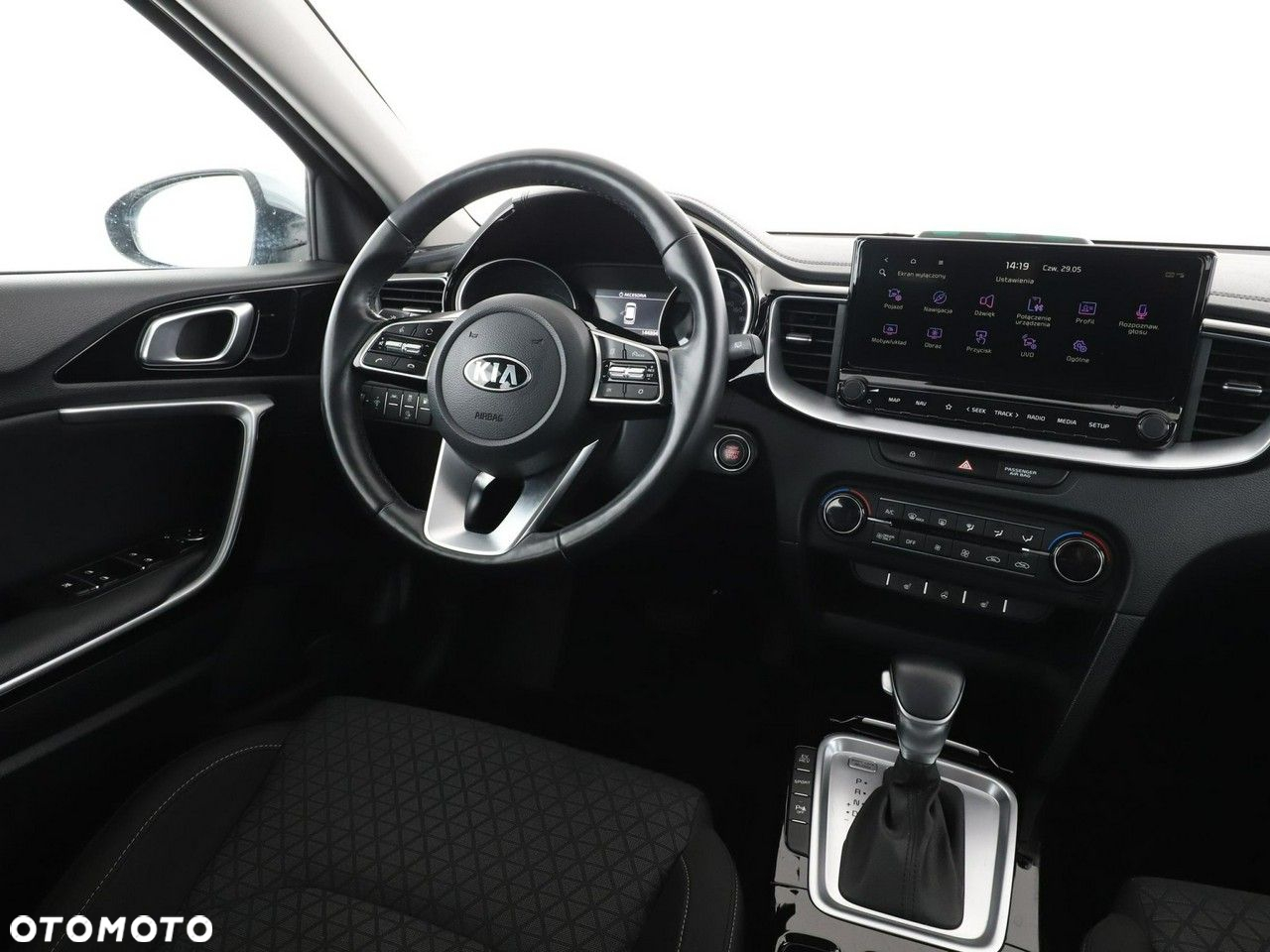 Kia Ceed 1.6 GDI PHEV L DCT - 16