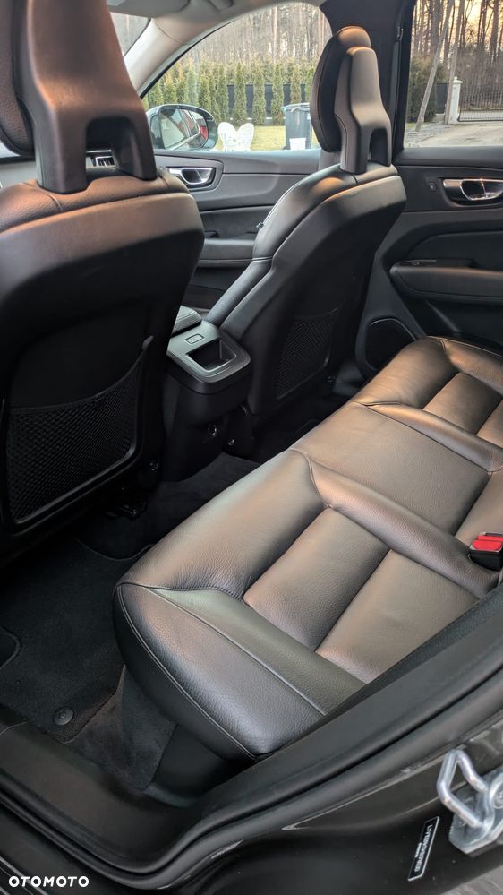 Volvo XC 60 T5 AWD Momentum - 14