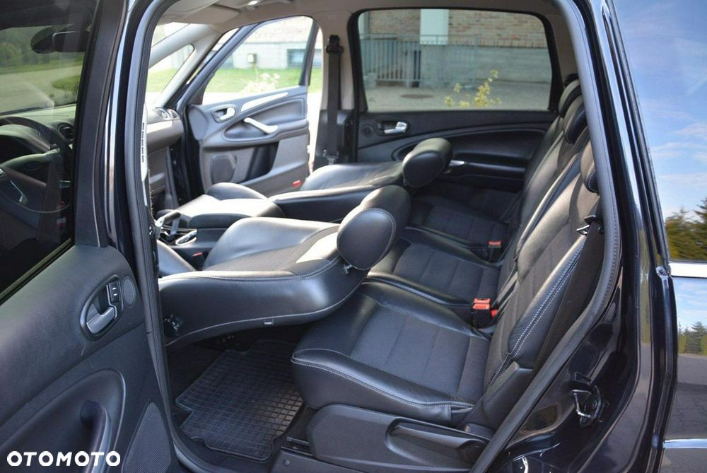 Ford S-Max 2.0 Titanium - 17