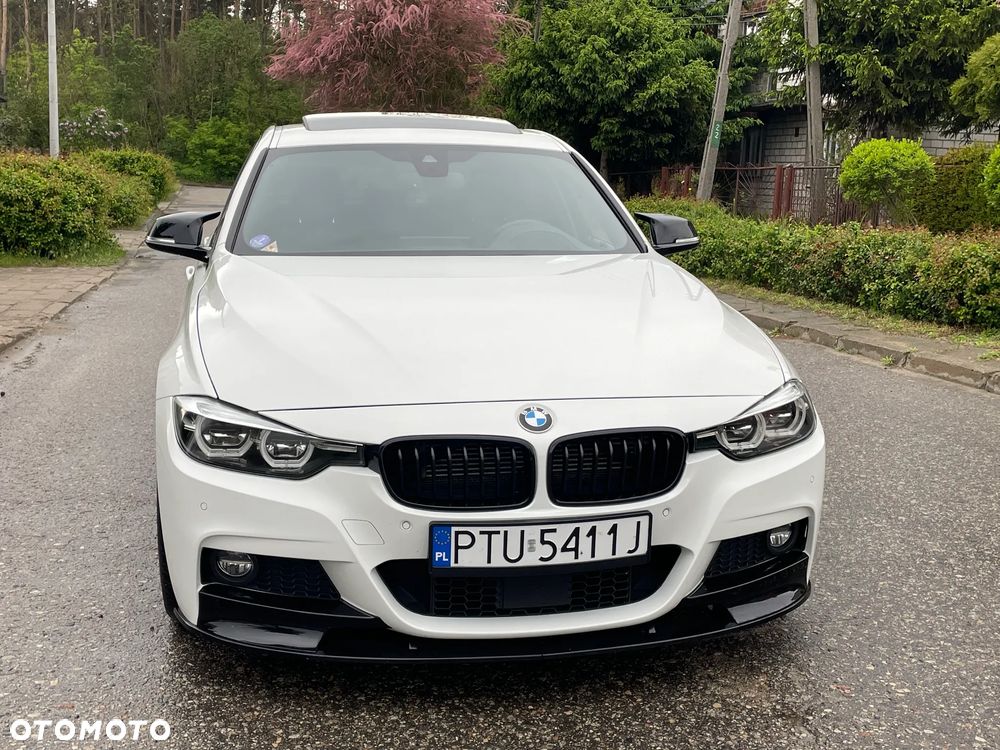 BMW Seria 3 330e iPerformance M Sport - 6