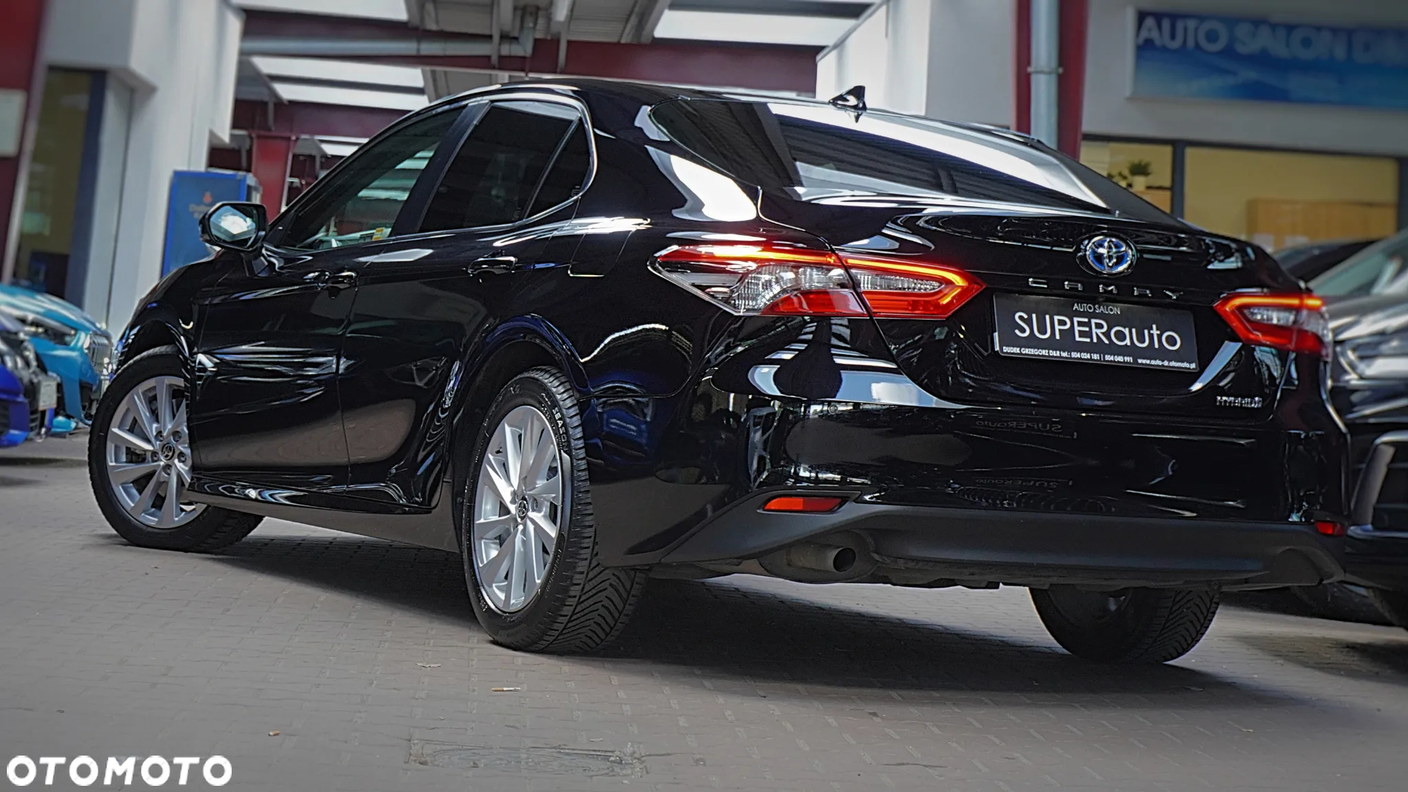 Toyota Camry 2.5 Hybrid Comfort CVT - 9