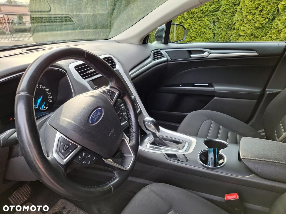 Ford Mondeo - 23