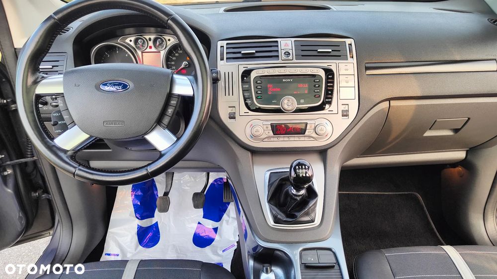 Ford Kuga 2.0 TDCi 4x4 Titanium - 30