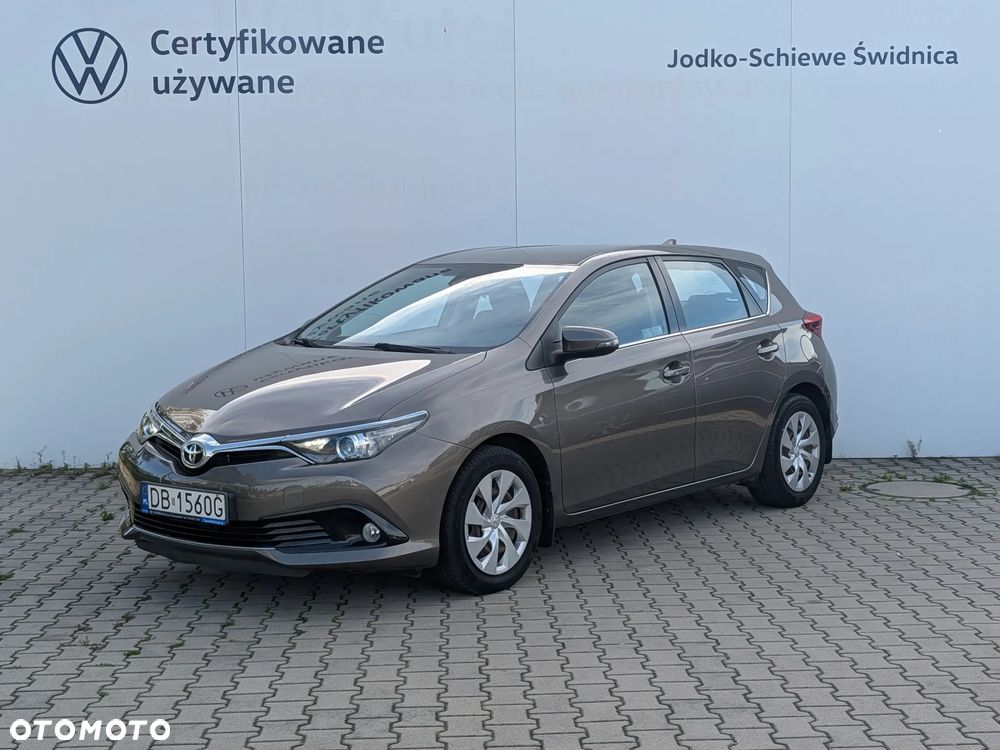 Toyota Auris 1.6 Comfort - 1
