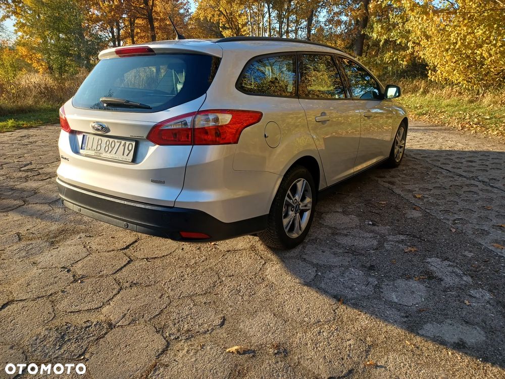 Ford Focus 1.6 TDCi DPF Champions Edition - 12