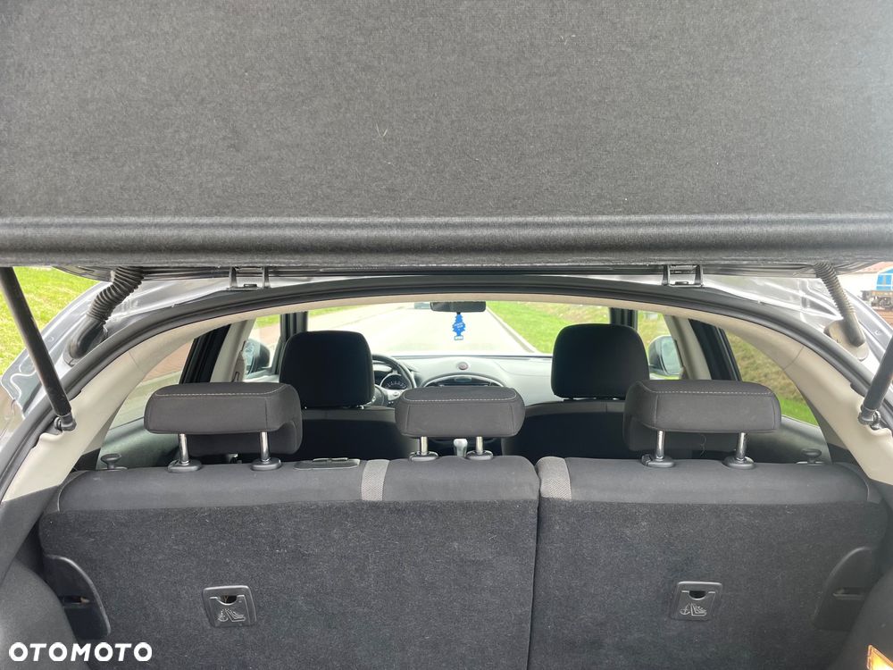 Nissan Juke 1.6 Visia - 10