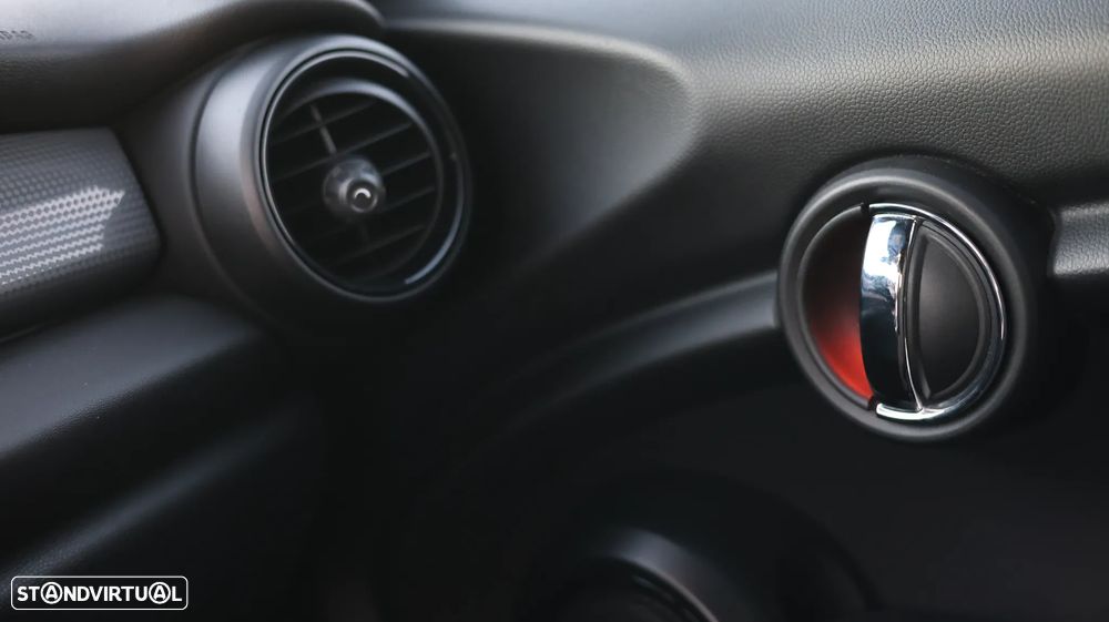 MINI 3 Portas One - 25