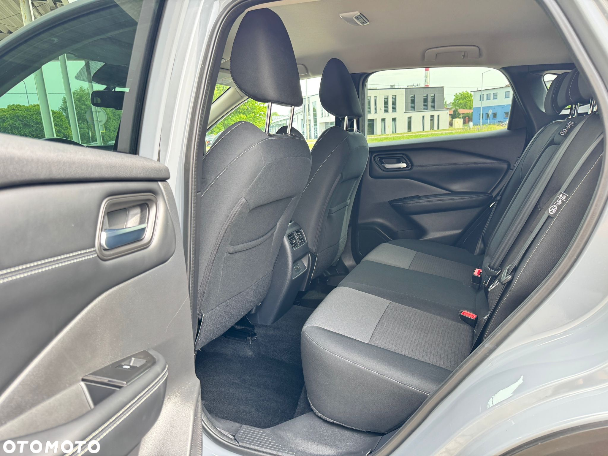 Nissan Qashqai 1.3 DIG-T MHEV N-Connecta - 6