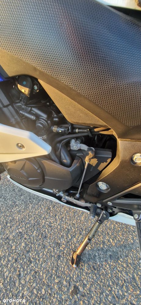 Honda CBR - 9