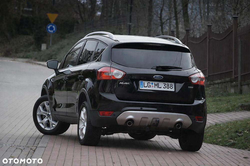 Ford Kuga 2.0 TDCi 2x4 Titanium - 2