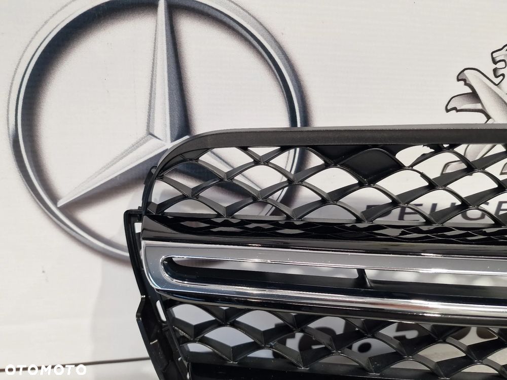 MERCEDES GLC W253 15- AMG ATRAPA / GRILL PRZEDNI PRZÓD , NA / POD KAMERĘ , NR A2538806801 , NR AUKCJI GL816 - 2