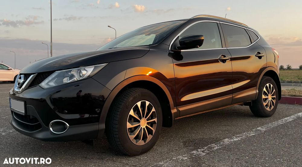 Nissan Qashqai 1.6L dCi Start/Stop 4X4-i Tekna - 1
