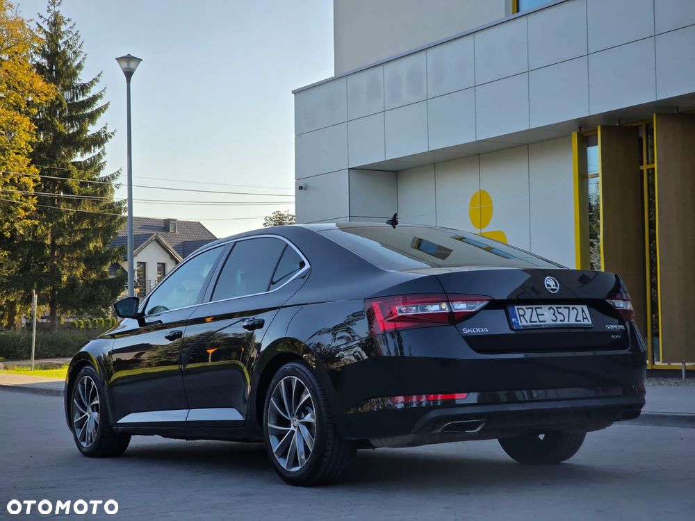 Skoda Superb 2.0 TSI 4x4 L&K DSG - 16