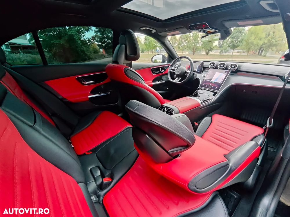 Mercedes-Benz C 300 4Matic T 9G-TRONIC AMG Line - 15