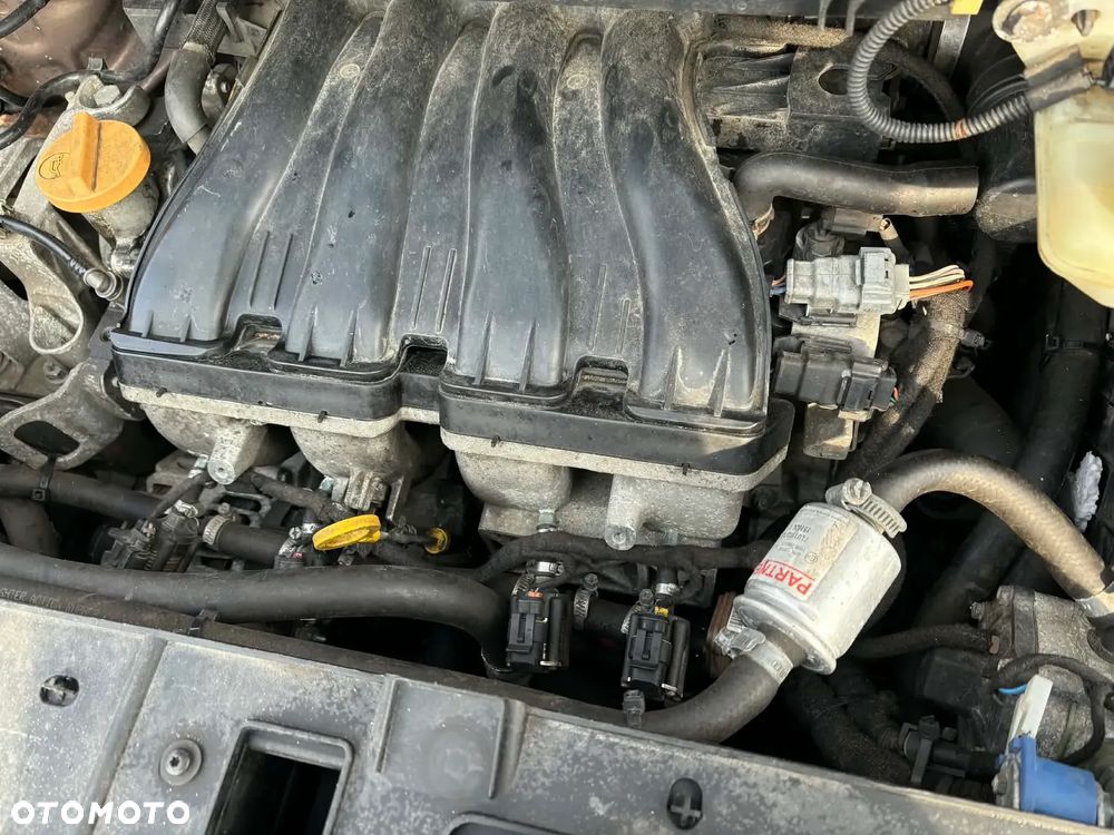 SILNIK RENAULT SCENIC III M4R713 - 2