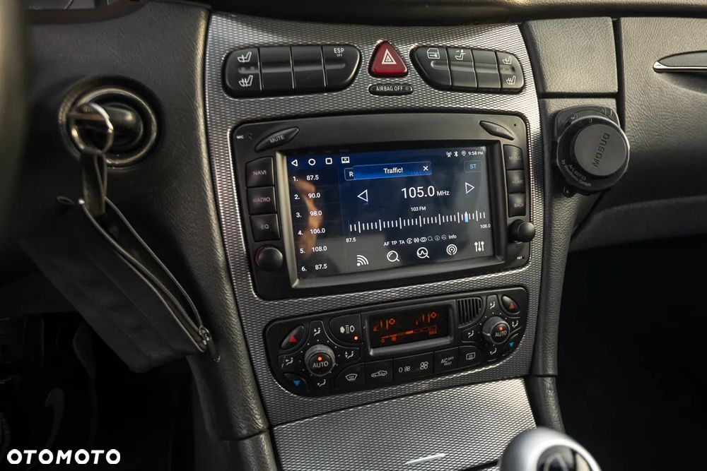 Mercedes-Benz CLK 500 Elegance - 27