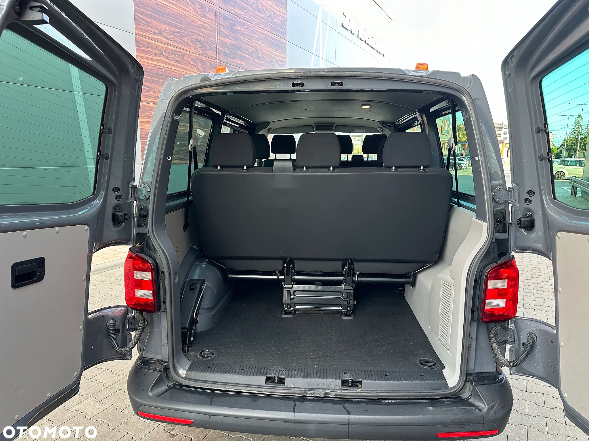 Volkswagen Transporter T6 TDI L1H1 - 6