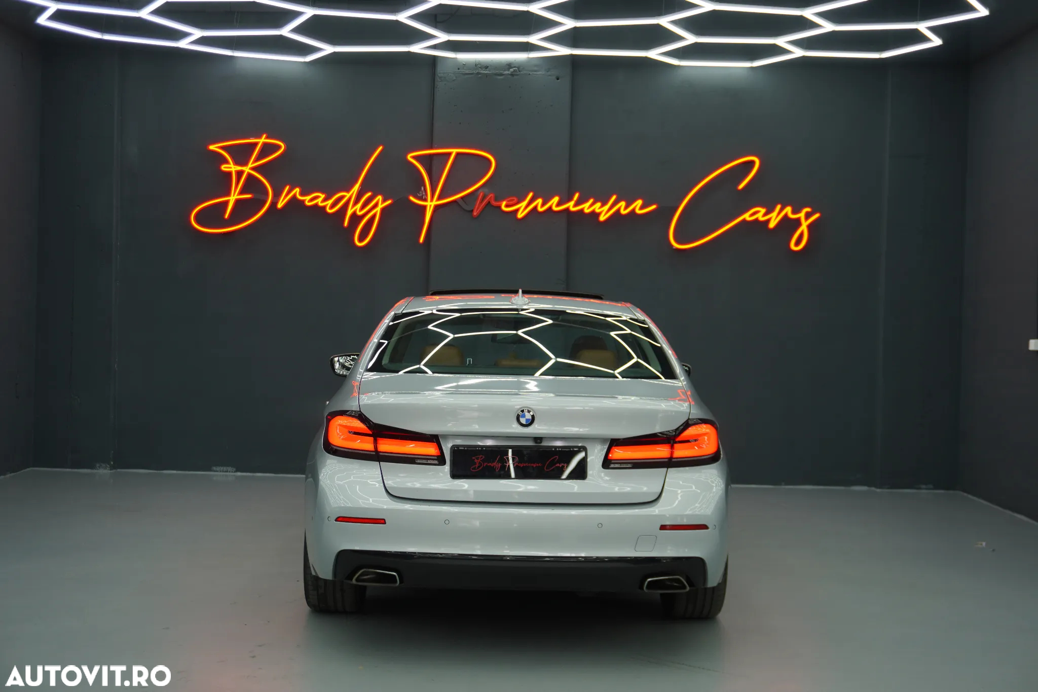 BMW Seria 5 540d xDrive AT MHEV - 17