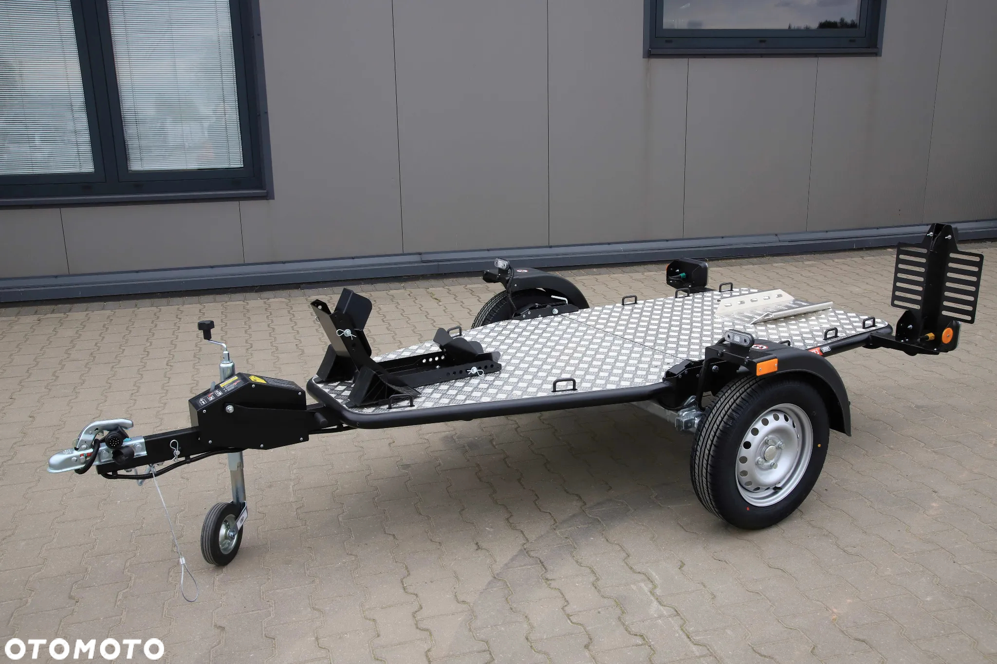 Lorries Przyczepa motocyklowa MT-1 do transportu jednego motocylka - 2