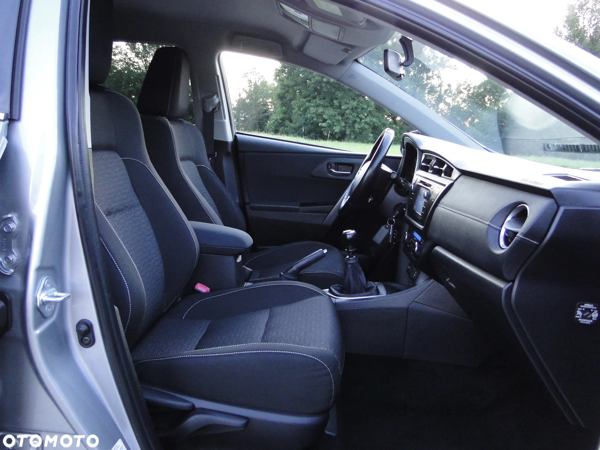 Toyota Auris - 22