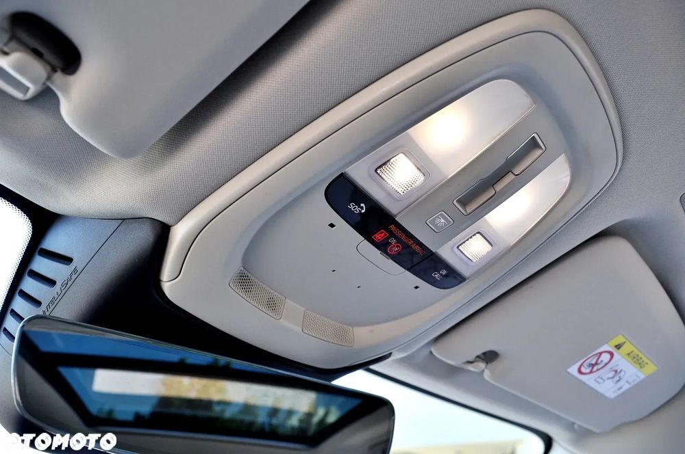 Volvo XC 60 T6 AWD Recharge Geartronic Inscription - 38