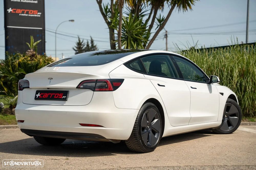 Tesla Model 3 Long Range Tração Traseira - 4