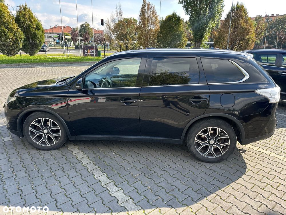 Mitsubishi Outlander Instyle NAVI - 3