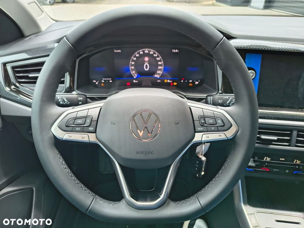 Volkswagen Polo - 14