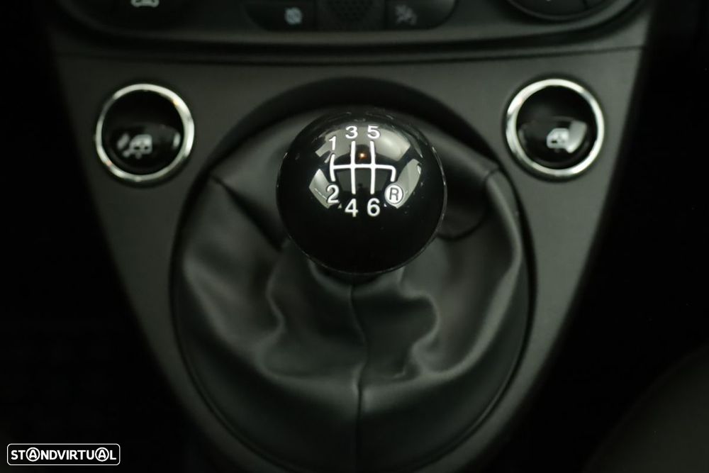 Fiat 500 1.0 Hybrid - 12