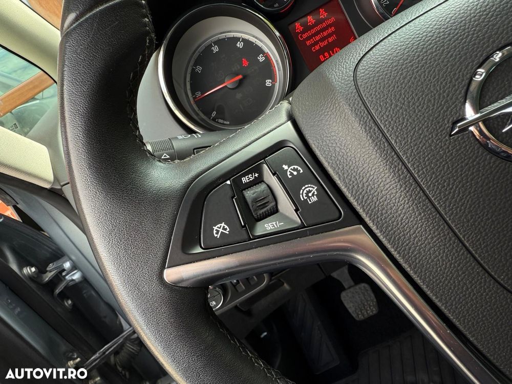 Opel Zafira Tourer 2.0 CDTI ECOTEC Cosmo - 16