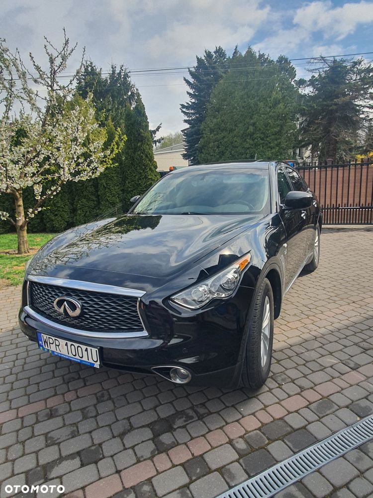 Infiniti QX70 3.7 S - 9