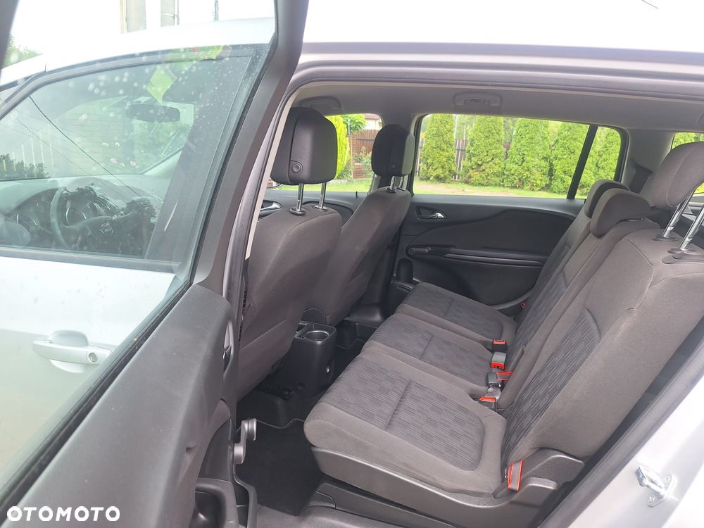Opel Zafira Tourer 1.4 Turbo Active - 24