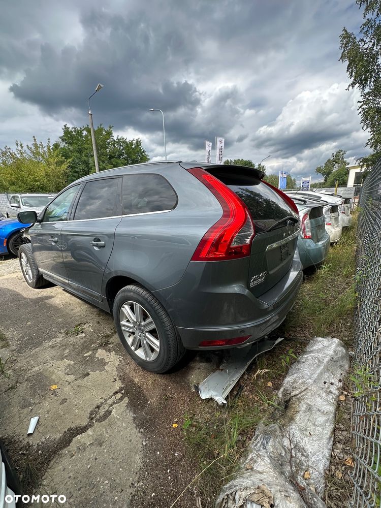 Volvo XC 60 - 4