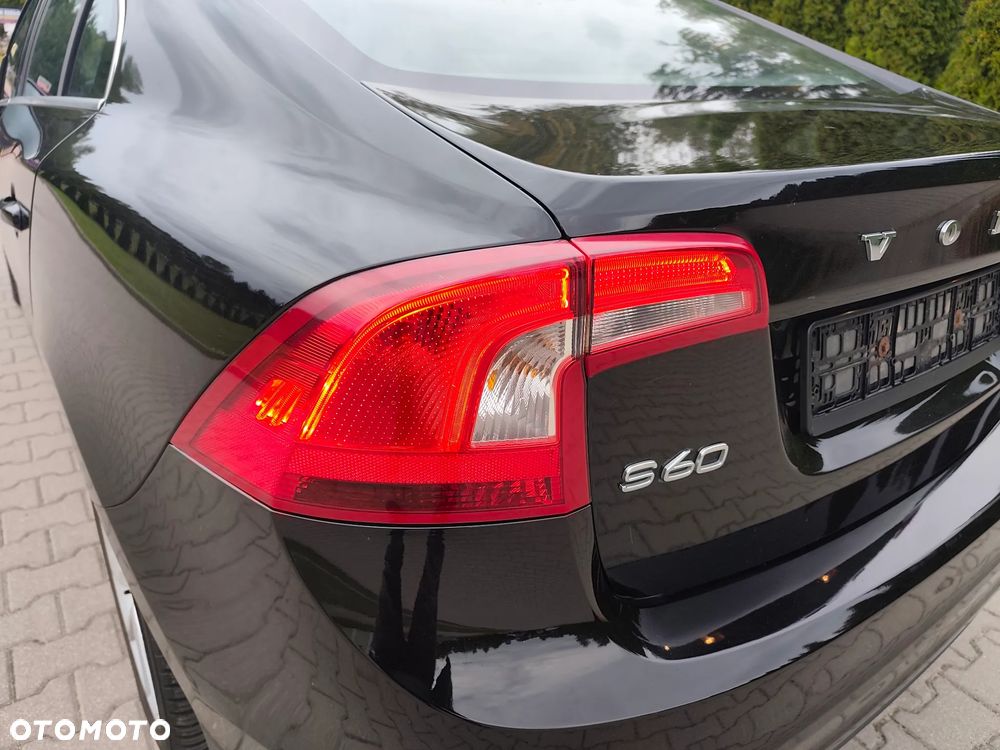 Volvo S60 D3 Summum - 35