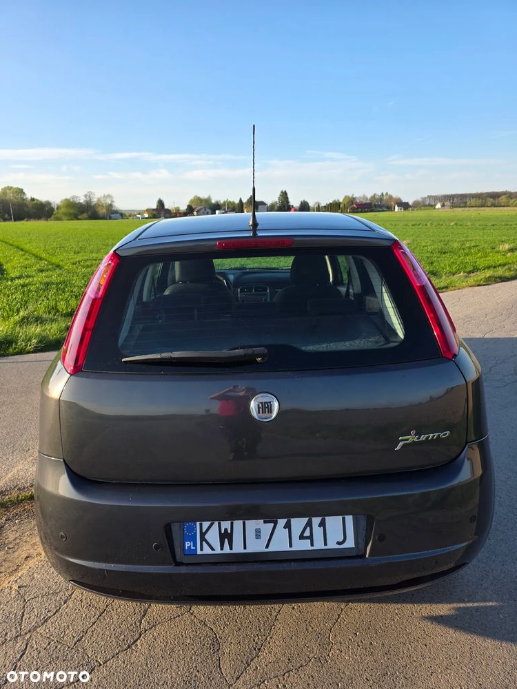 Fiat Grande Punto - 33