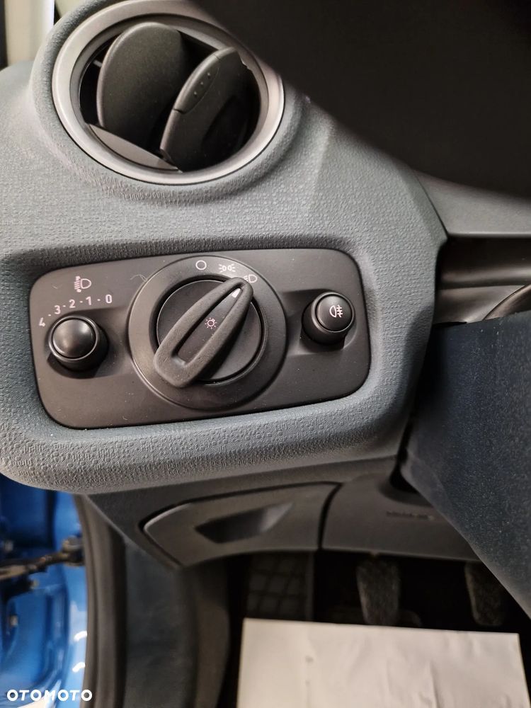 Ford Fiesta 1.25 Ambiente EU5 - 29