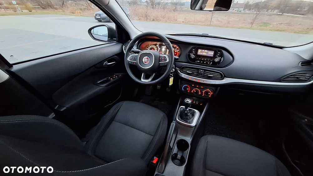 Fiat Tipo 1.4 16V More - 11
