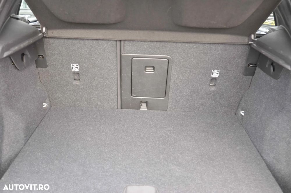 Volvo XC 40 D3 Geartronic Momentum - 37