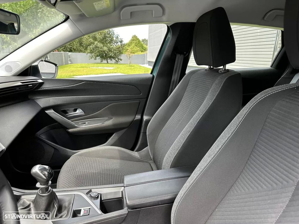 Peugeot 308 SW 1.2 PureTech Access P.Business - 32