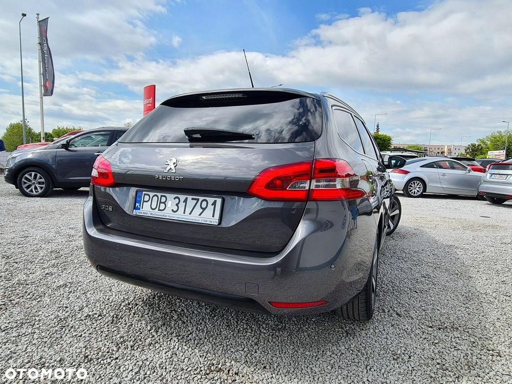 Peugeot 308 SW PureTech 130 Allure - 2