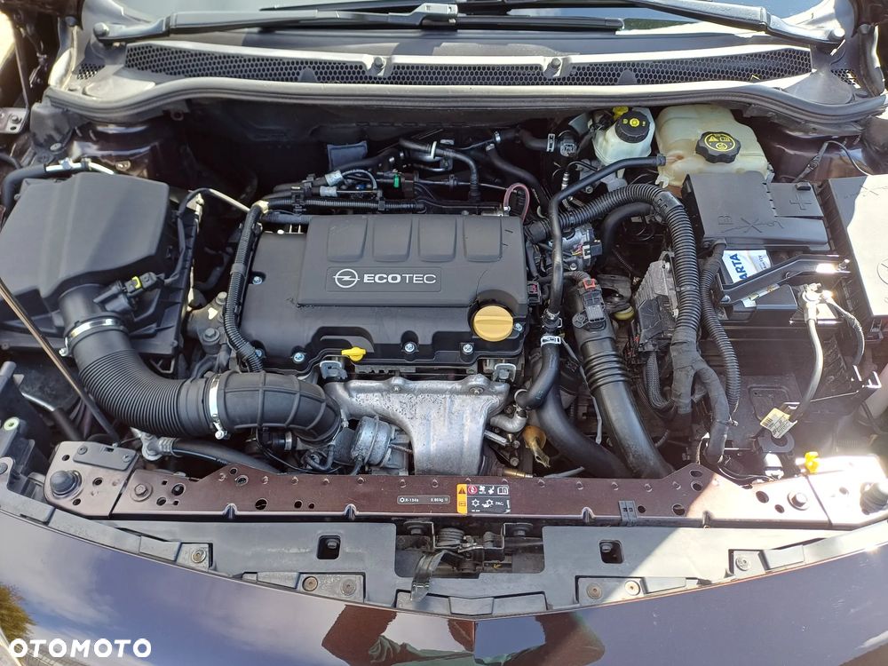 Opel Astra 1.4 Turbo Active - 12