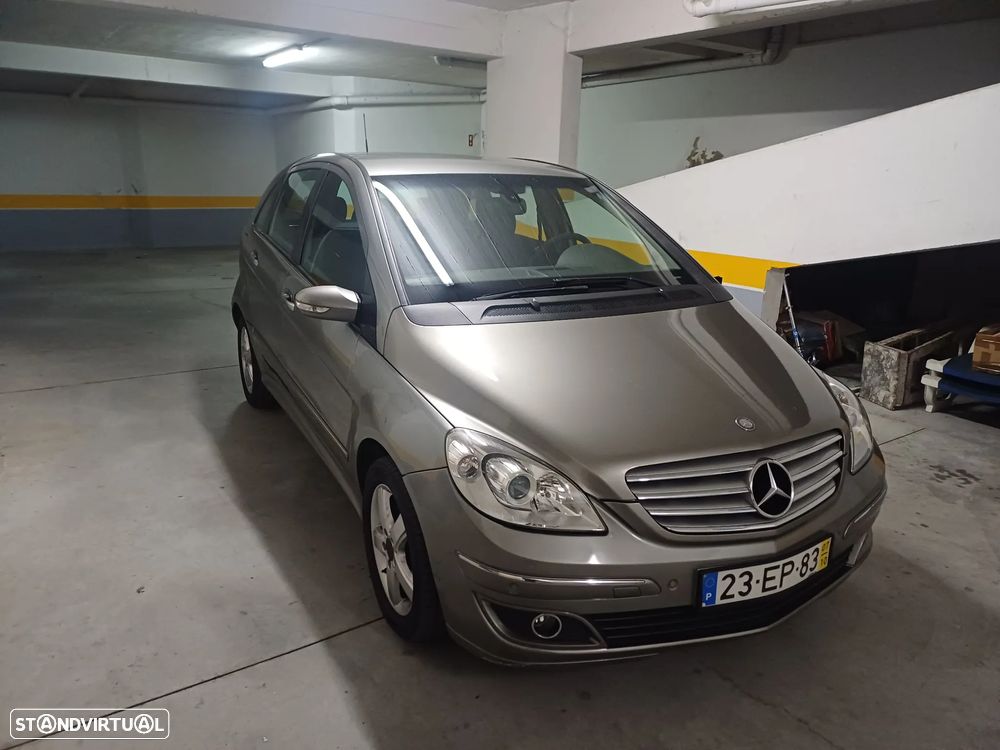 Mercedes-Benz B 180 CDI - 4