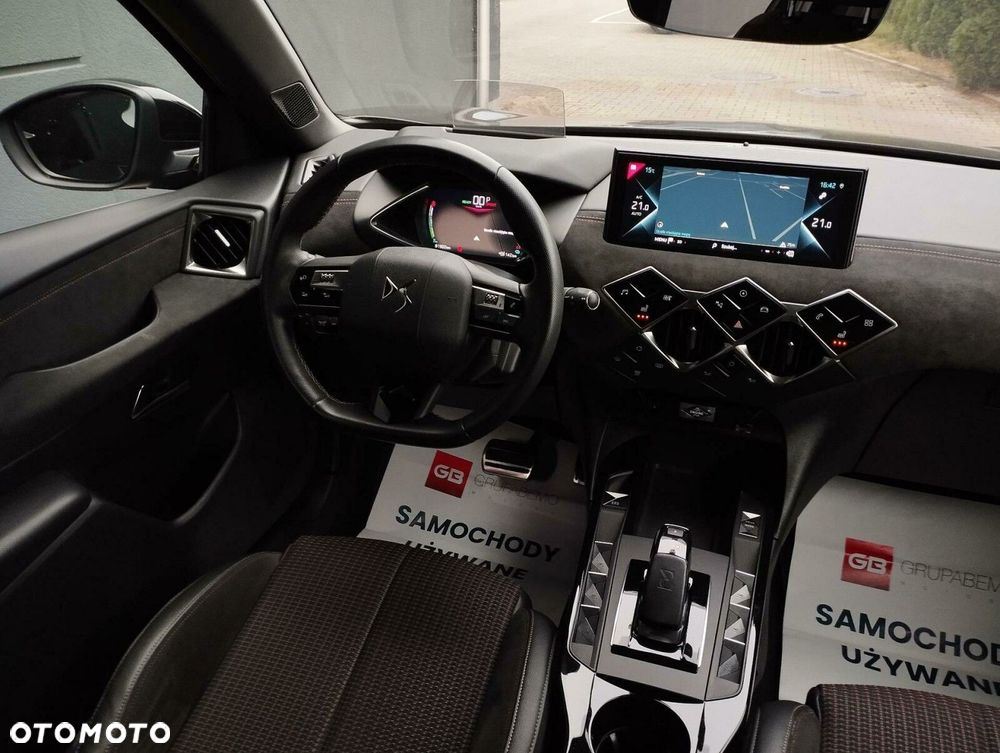 DS Automobiles DS 3 Crossback E-Tense Performance Line + - 21