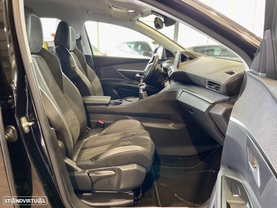 Peugeot 3008 PureTech 130 Stop & Start GPF Crossway - 35